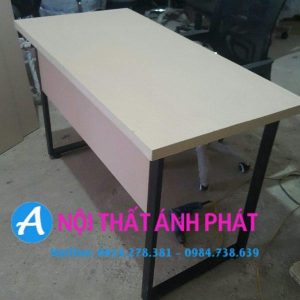 C:Documents and SettingsAdministratorDesktopthanh lý bàn làm việc chân sắt yếm 1m2x60 mới.jpg